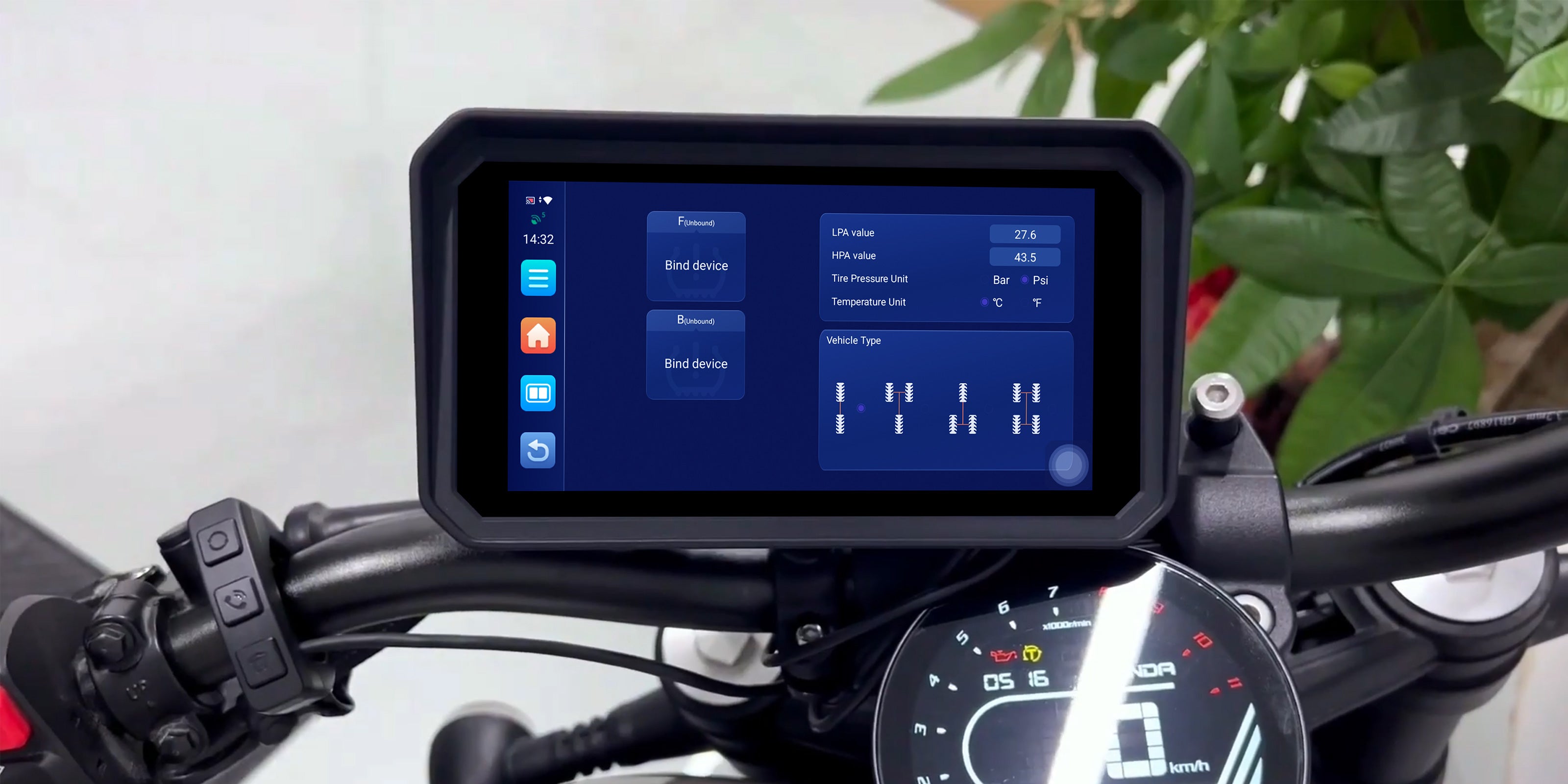 Motorcycle navigation screens with 2–4 tire TPMS support for motorcycles and multi-wheel vehicles