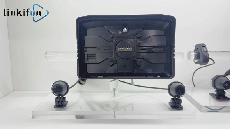 Live demo of Linkifun MT8 motorcycle GPS screen with CarPlay, DVR, and TPMS